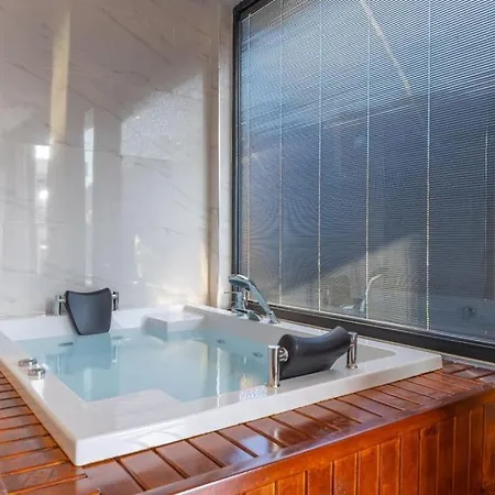 Estelia / Kalkan Hotel 4*